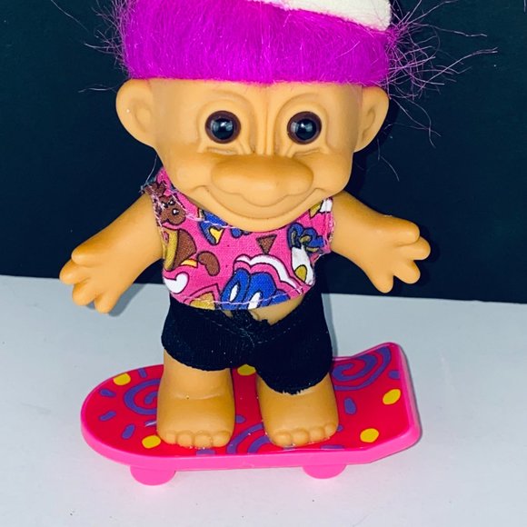 Russ Troll Doll Skateboarder Pink Hair Shorts Outfit Sweatband Toy Figure - Picture 2 of 4
